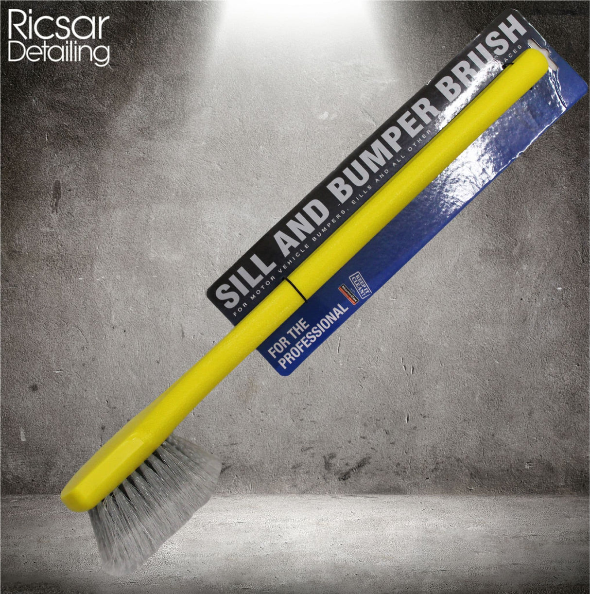 Martin Cox Sill, Bumper and Wheel Arch Brush - Long Handle Soft Tip Brush