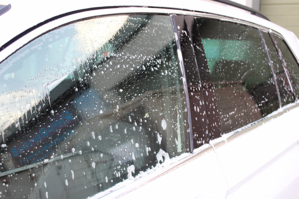 DIRTY DEVIL Ultra Concentrated Shampoo + DIRTY DEVIL Microfibre Wash Mitt