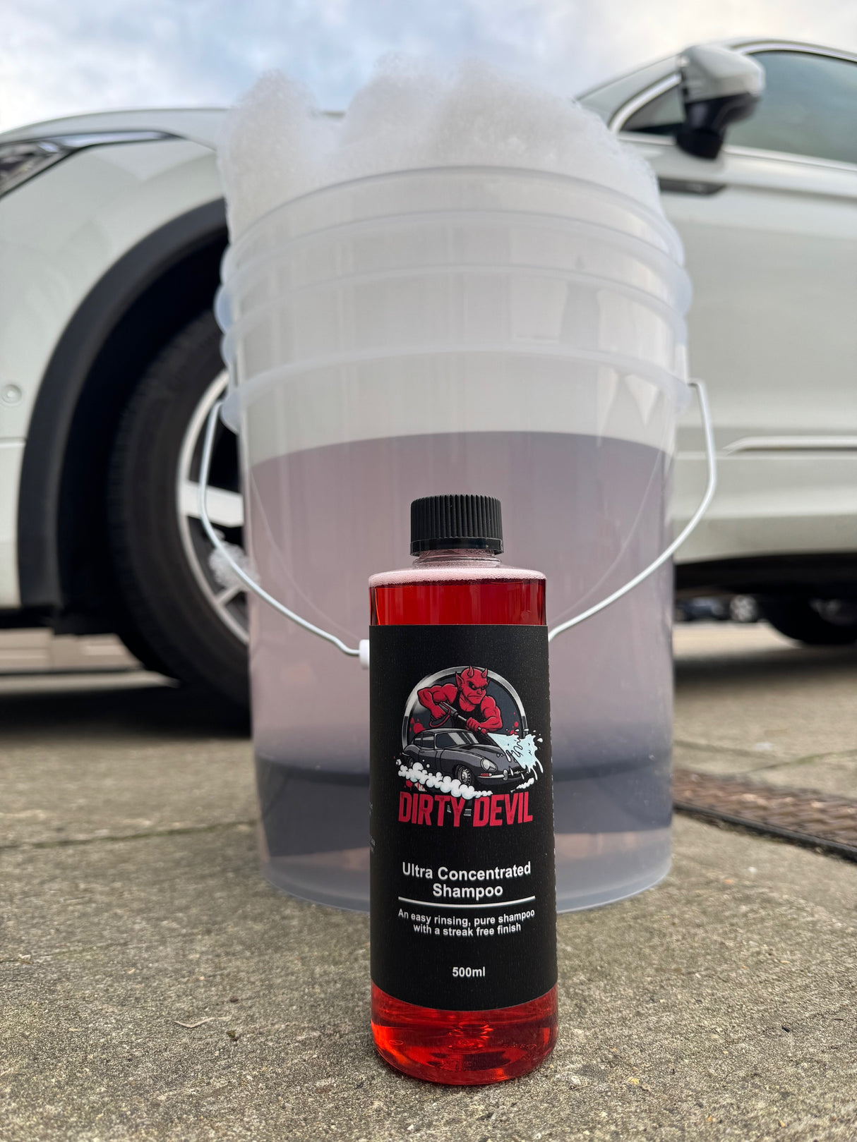 DIRTY DEVIL Devils Blood Ultra Concentrated Shampoo