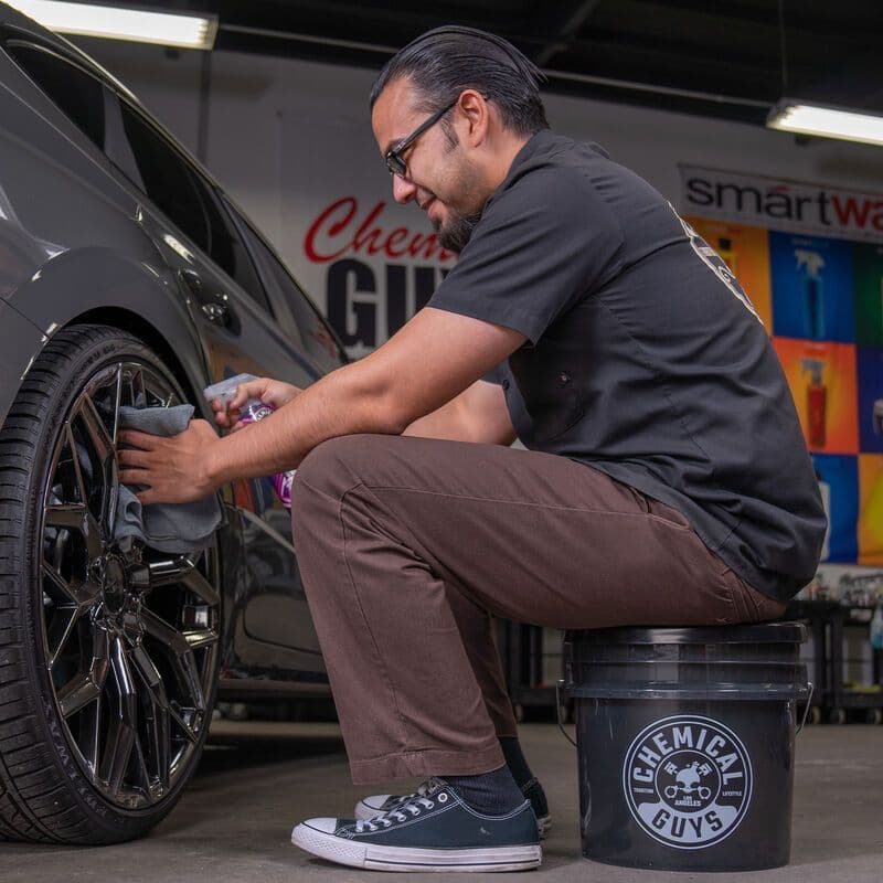 Chemical Guys Heavy Duty Ultra Clear Detailing Bucket SMOKED OBSIDIAN BLACK