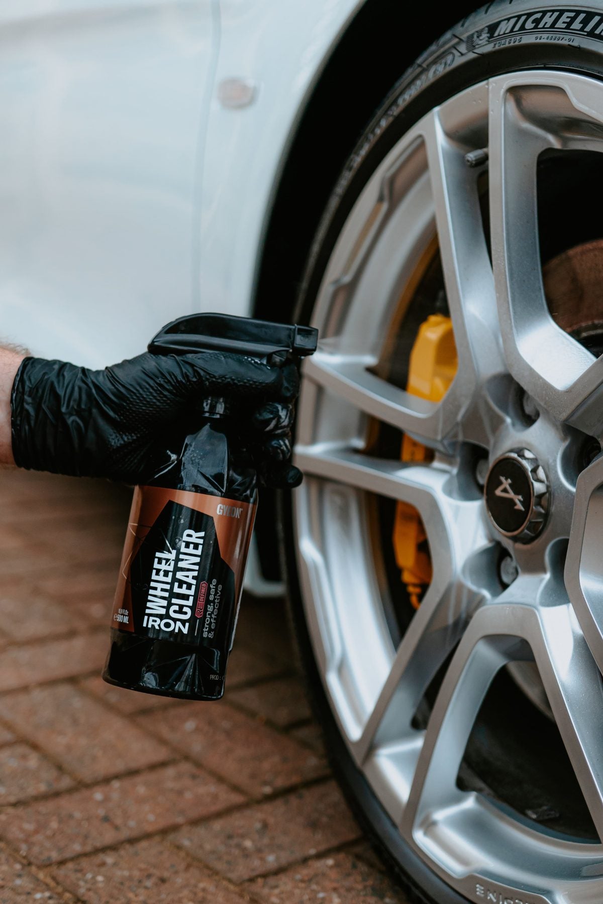 GYEON Q²M Iron Wheel Cleaner REDEFINED