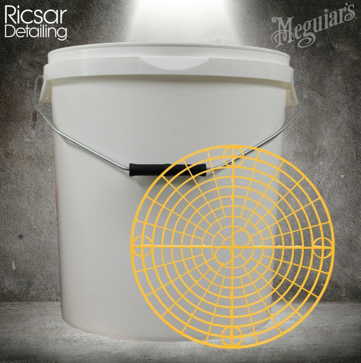 5 Gallon (22L) Car Wash Bucket & Meguiars Grit Guard Bucket Barrier