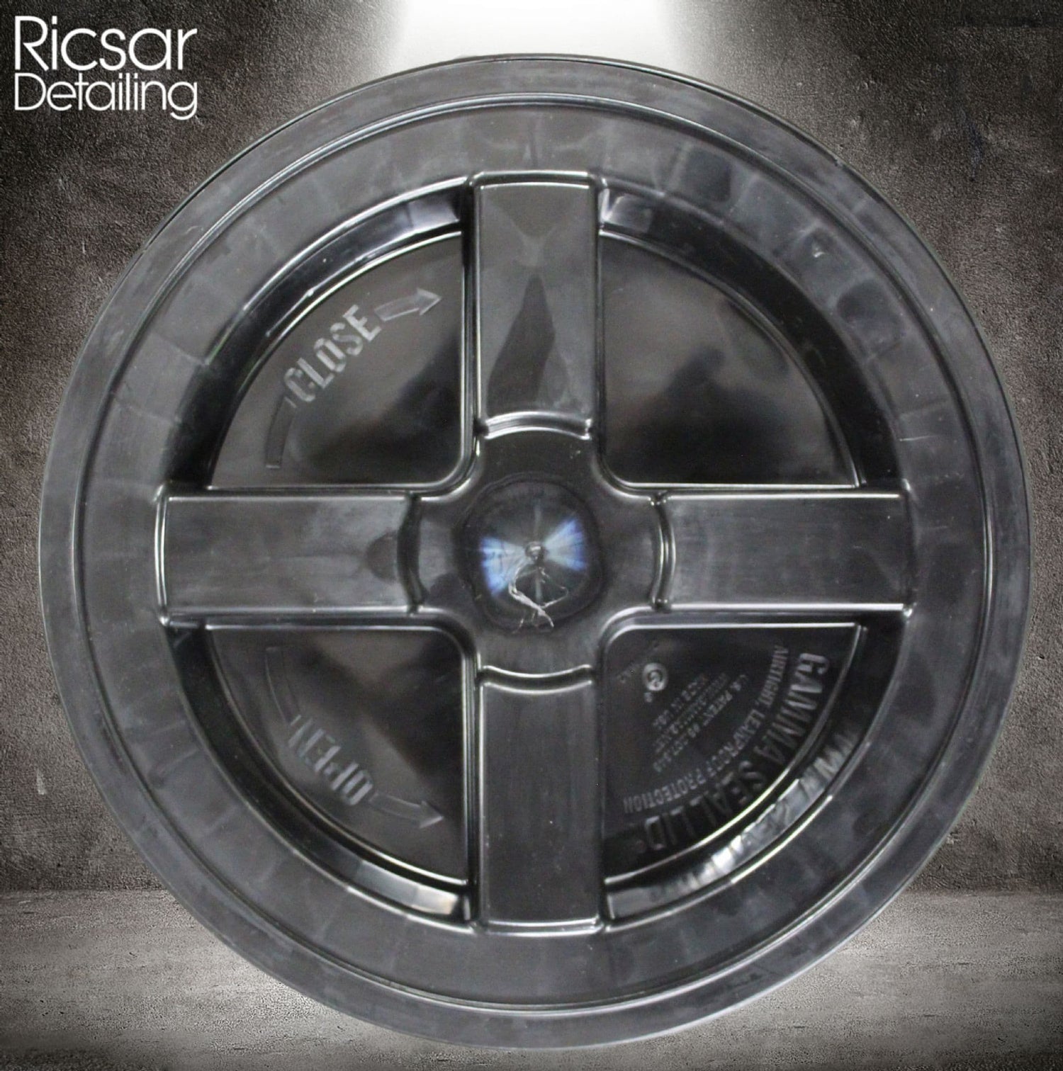 Poorboys Bucket With Dirt Guard & Gamma Seal